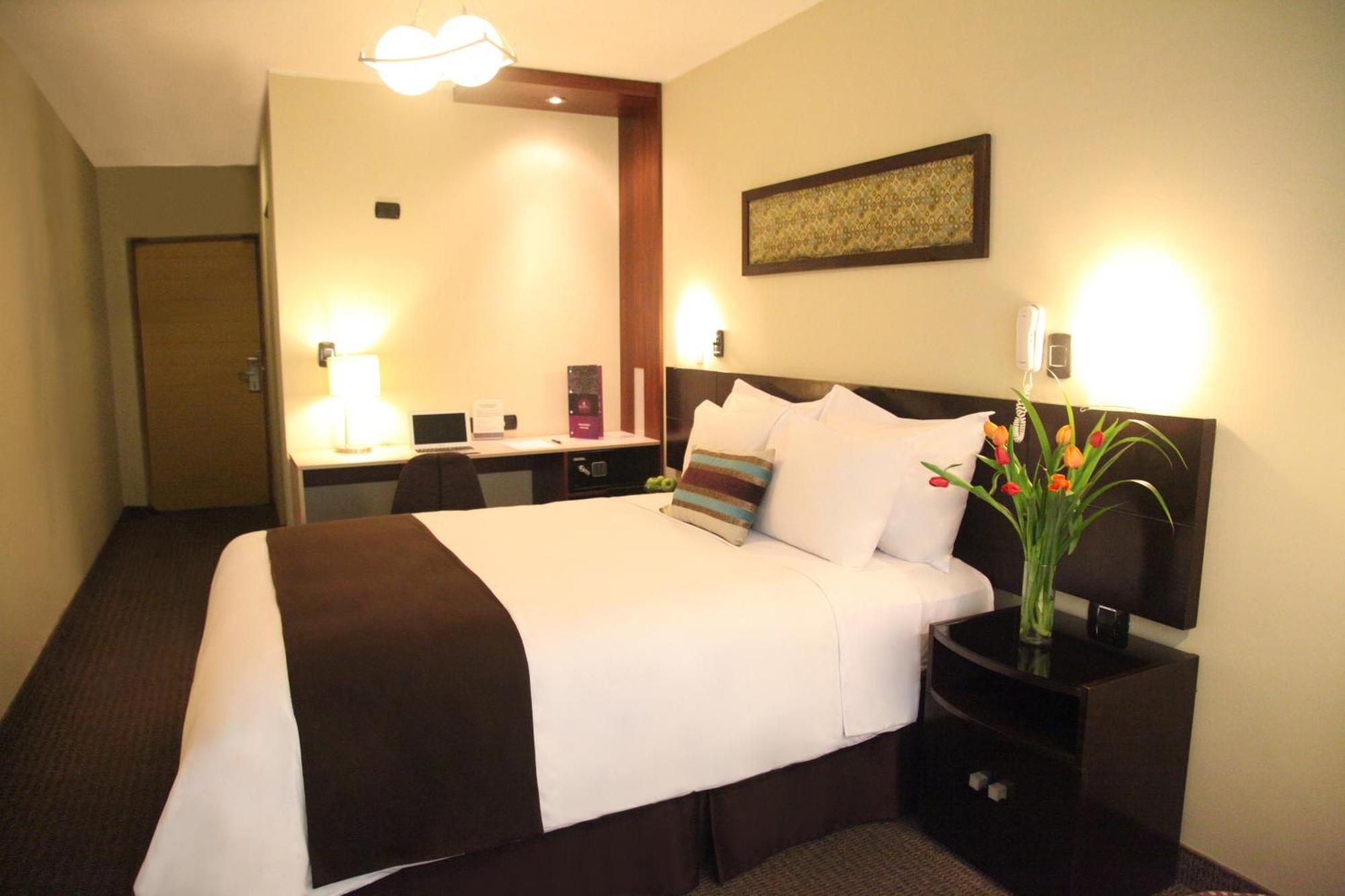 Hotel Rivera Inn Ліма Екстер'єр фото